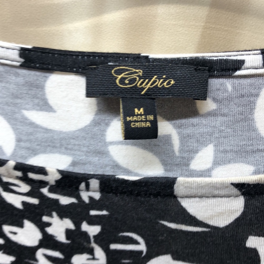 Cupio ladies top - Picture 3 of 7